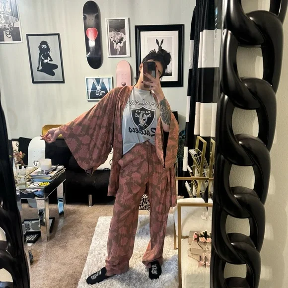 NOVELLA ROYALE SILK MORGAN TROUSERS - Picture 8 of 8